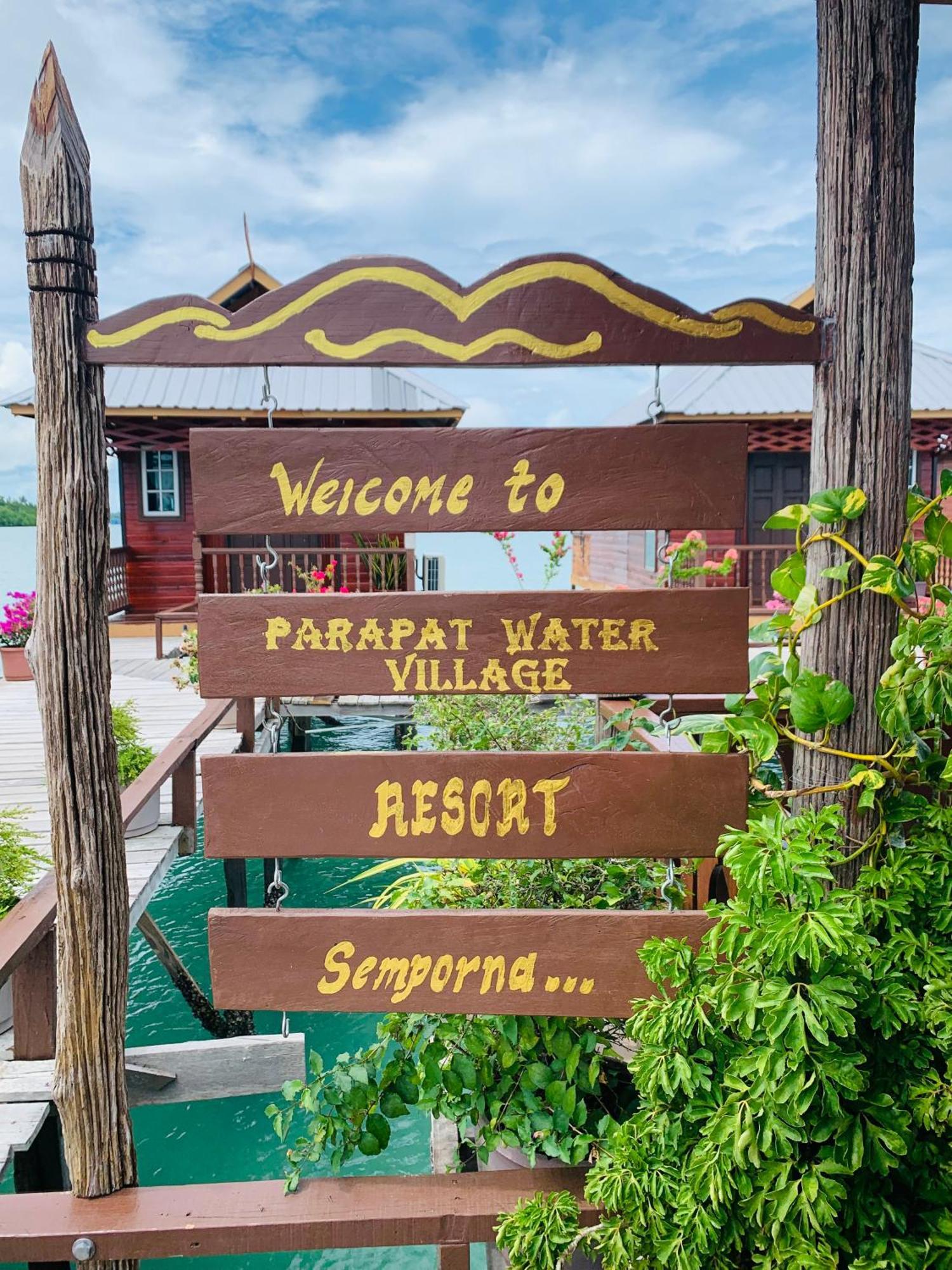 Parapat Water Village Resort Semporna Exteriör bild